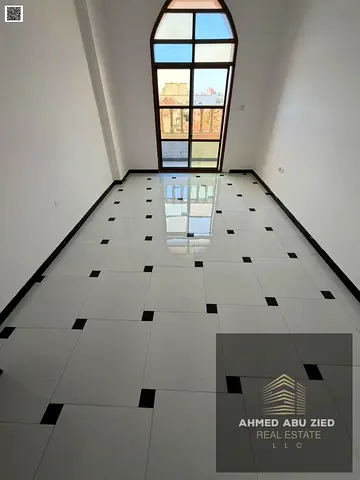 اجمل وارقي-شقه ممتازه-تتكون من غرفتين بمساحه كبيره-صاله ممتازه-بلكونه-تشطيبات حديثه-ديكورات راقيه-صيانات مجانيه طوال فتره الايجار-منطقه متكامله خدمات