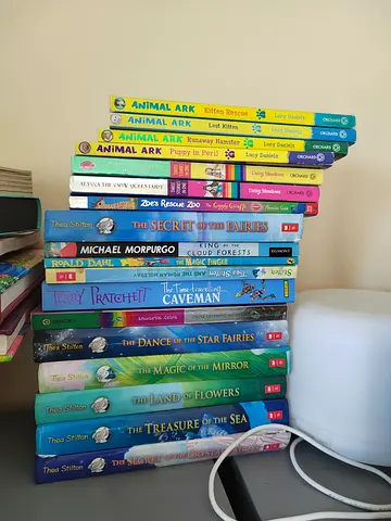 20AED each Childrens book bundle - Thea Stilton, Animal Ark, classics and more (used)