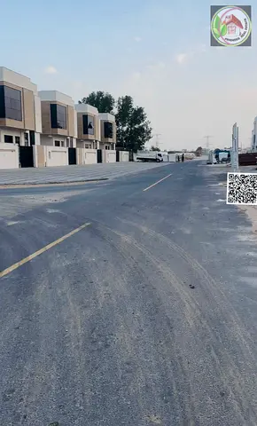 للبيع ارضين سكني استثماري فيلل- شامل رسوم التسجيل -مشروع حدائق الحليو الارض تقع علي مساحة 280 متر مربع /3014قدم مربع الارض تصريح بناء ارضي +2