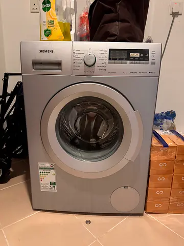 Siemens Front Load Washing Machine - Silver, Good Condition 8 kg