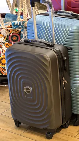 Hard Shell Carry-On Suitcase with Spinner Wheels — Dark Gray