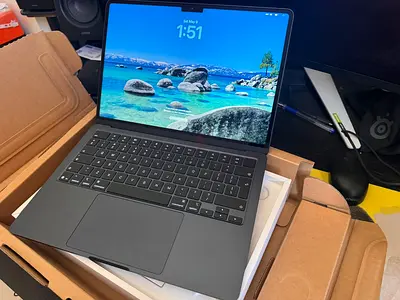 Apple 2025 MacBook Air (13-inch, Apple M4 chip) Midnight