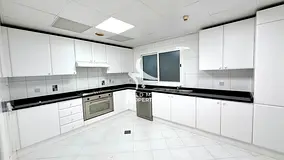 Spacious Bright 3BHK+Maid - Chiller Free - Next to MOE Metro &amp; Sheikh Zayed Road