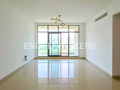 Upgraded | Golf Course View | 2 Parking