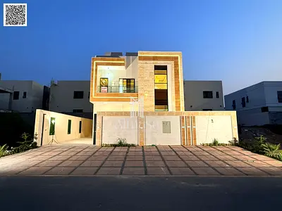 Own a European-style villa with a super deluxe finish, two floors and a rooftop, with a large yard,