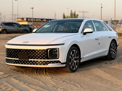 Hyundai Azera 2026 - GCC Specs - Like New