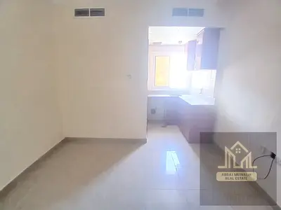 Ready to move apartment available prime location Central AC good family building