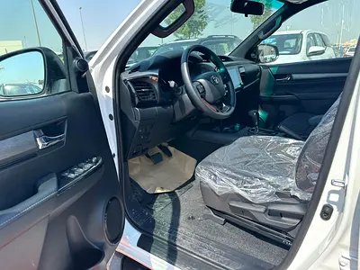 2026 Toyota HILUX photo 13
