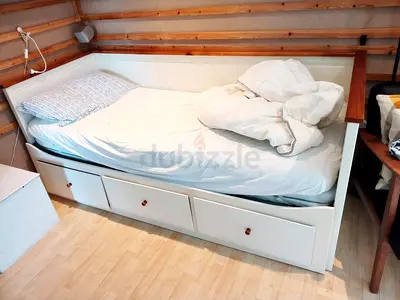 Ikea Day bed with two mettreses available in perfect condition
