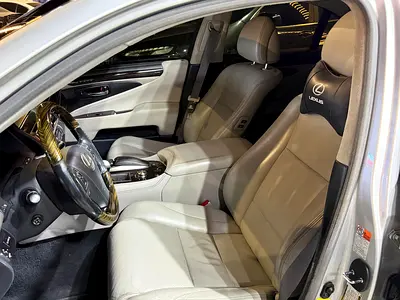 صورة 8 لـ 2015 Lexus LS-SERIES