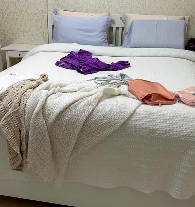 White Wooden queen bed