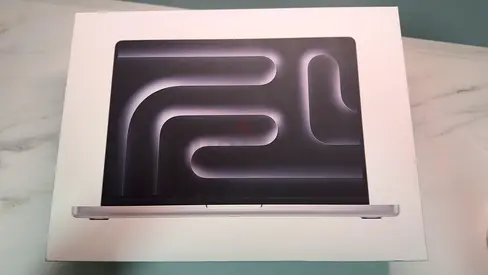 MacBook Pro M5 16GB 1TB XDR