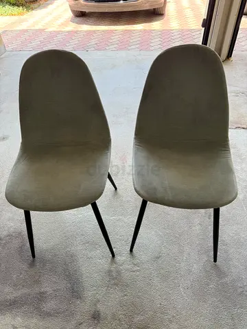 Pair of modern dining chairs with metal legs - 4 pcs