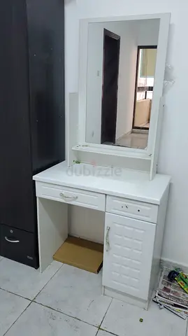 White Dressing Table with Mirror and Storage - Good Condition