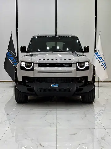 Land Rover Defender P400 X-Dynamic HSE