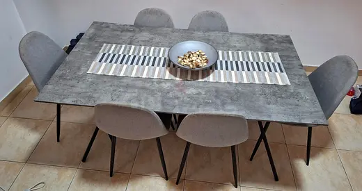 Dinning table