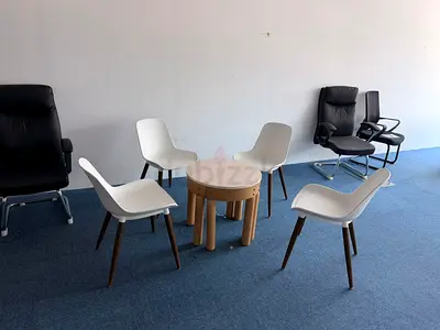 Coffee Table with 4 White Chairs