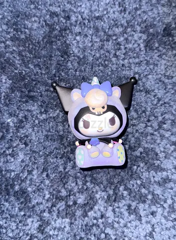 Kuromi velvet figure