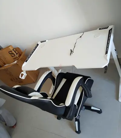White Gaming/Study Desk with Ergonomic Black  White Chair - Good Condition