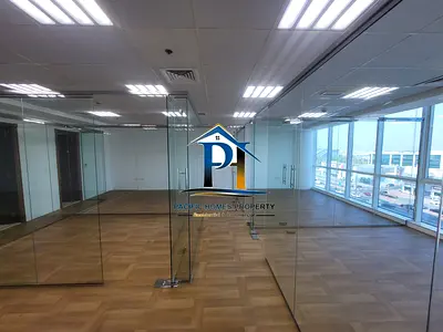 LIMMITED TIME OFFER FOR OFFICE IN CHEEP PRICE AT PRIME LOCATION CHLOSE TO METRO JUST IN 135K...