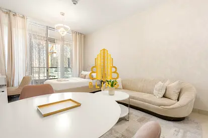 Astounding Studio Apartment With Parking & All Amenities