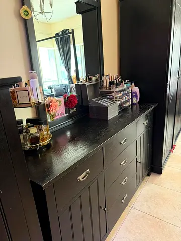 5 pc bed set in black color ‼️URGENT SALE