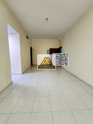 | موقع حيوي | قريب من جميع الخدمات | مساحة كبيرة|