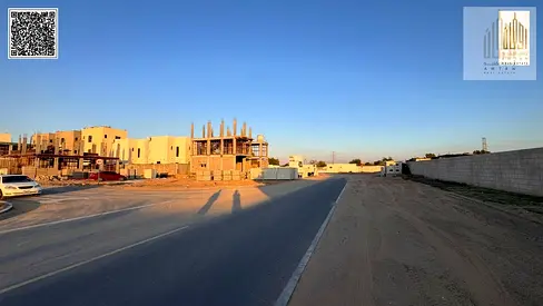 للبيع أرض تجارية (Showroom) بموقع مميز في الحيلو 2