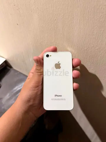 URGENT SALE - iPHONE 4 WHITE