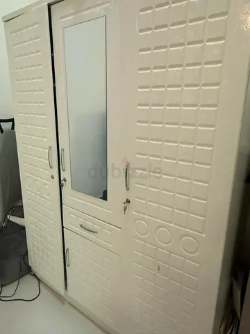 Wardrobe for Sale – Good Condition