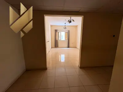 For annual rent: a one-bedroom apartment in New Muwailih, featuring excellent finishing, spacious rooms, and a wonderful view.