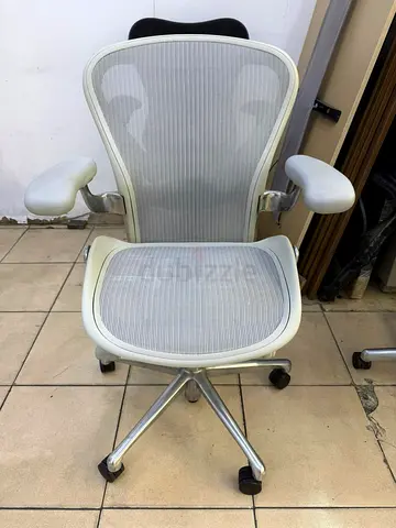 For seller selling Herman Miller remastered chair.size B.colour gray