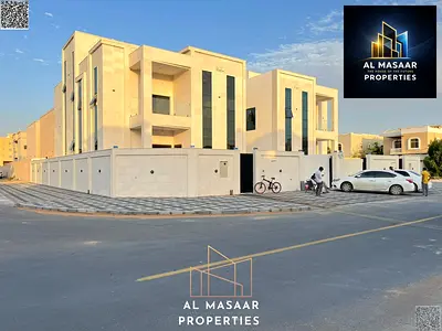 للبيع فيلا فاخره في الروضه 3 بسعر شامل كل شئ مع المصعد تملك حر لجميع الجنسيات مدى الحياة مع إمكانية التمويل البنكي