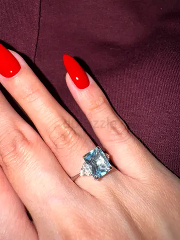 18 KT GOLD RING - topaz