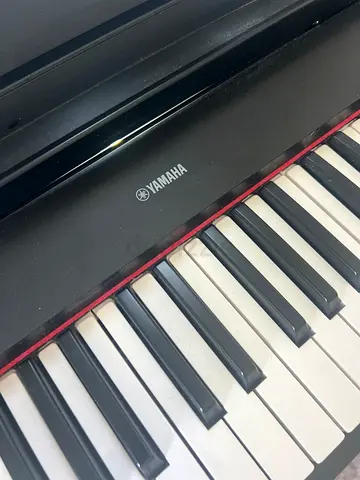 Yamaha Digital Piano / Keyboard - Good Working Condition - Piaggero NP 32