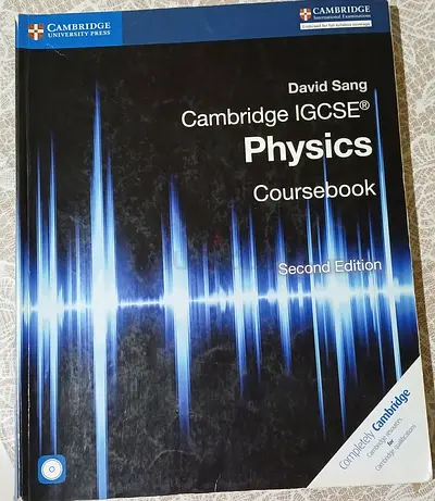 Cambridge IGCSE® Physics Coursebook 2nd edition in excellent condition