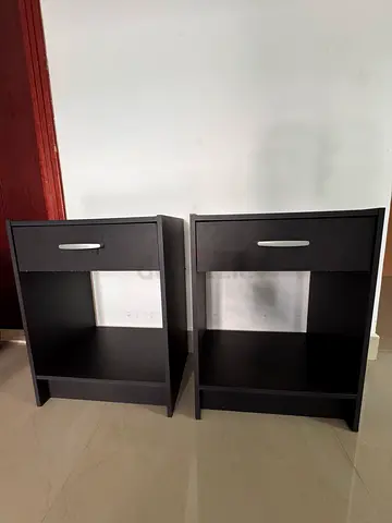 Pair of dark wood bedside tables / nightstands with drawer