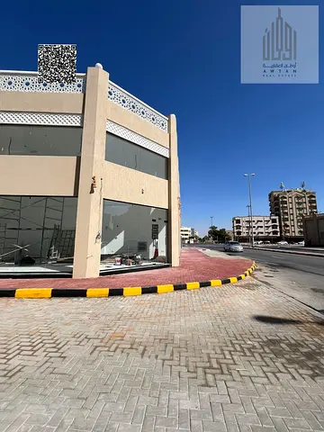 Commercial Building for Sale in Al Liwarah 1, Prime Location Opposite Ajman Museum Mosque A unique investment opportunity to own a new commercial bui