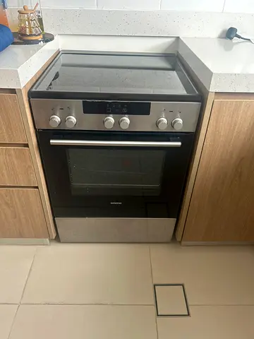 Siemens countertop electric oven / built-in style — good working condition