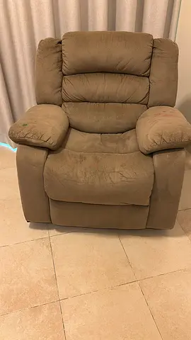 Comfortable single beige recliner armchair - good condition