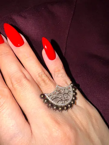 18 KT GOLD RING