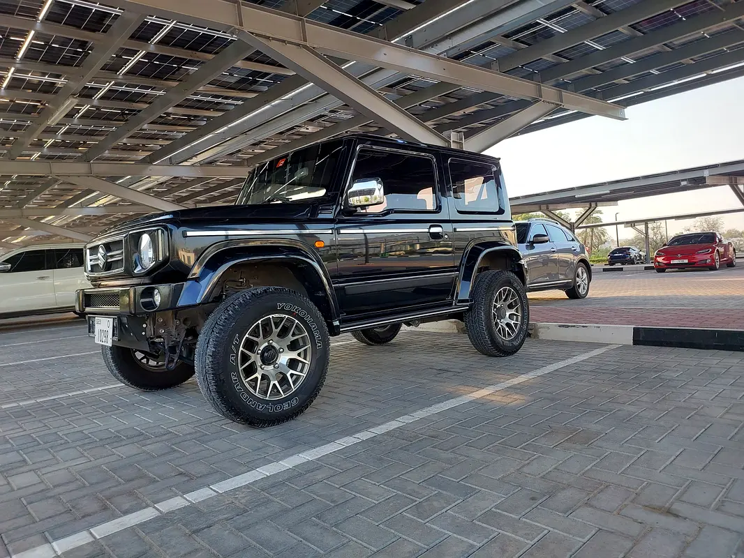 Suzuki Jimny 2021 — photo 1 of 19