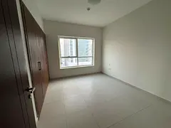 3-bedroom apartment for rent in Al Khan, Sharjah. 2 balconies, free AC, free parking, prime location