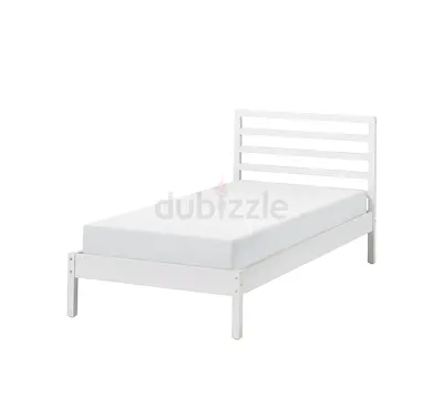 Bed frame - Tarva like new