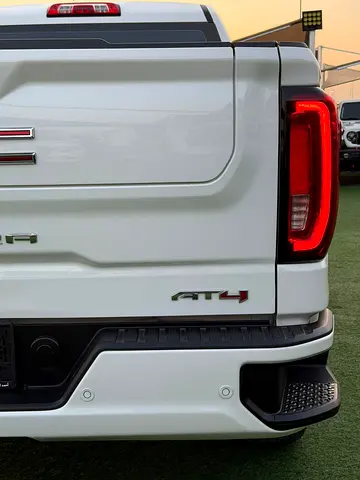 صورة مصغرة 17 لـ 2020 GMC SIERRA