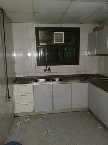 Specious offer chiller free 1bhk just in 34k near to king Faisal Street Abu shagara sharjah