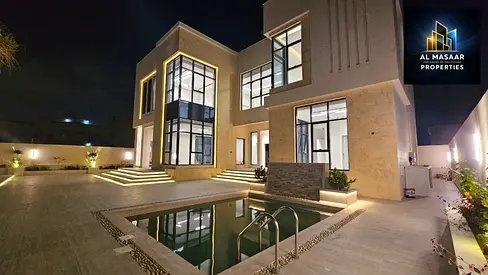 The most luxurious villas in Ajman, in the most beautiful locations next to the mosque and Jasmine Park, with a large yard, swimming pool, rooftop, an