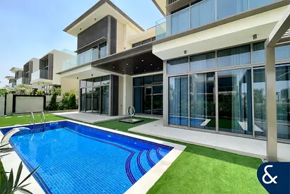 Exclusive | Private Pool | Corner Unit