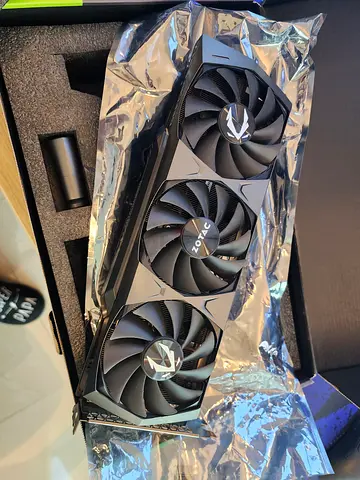 Zotac Gaming GeForce RTX 3080 Trinity OC LHR