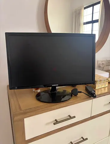 Samsung LED Monitor